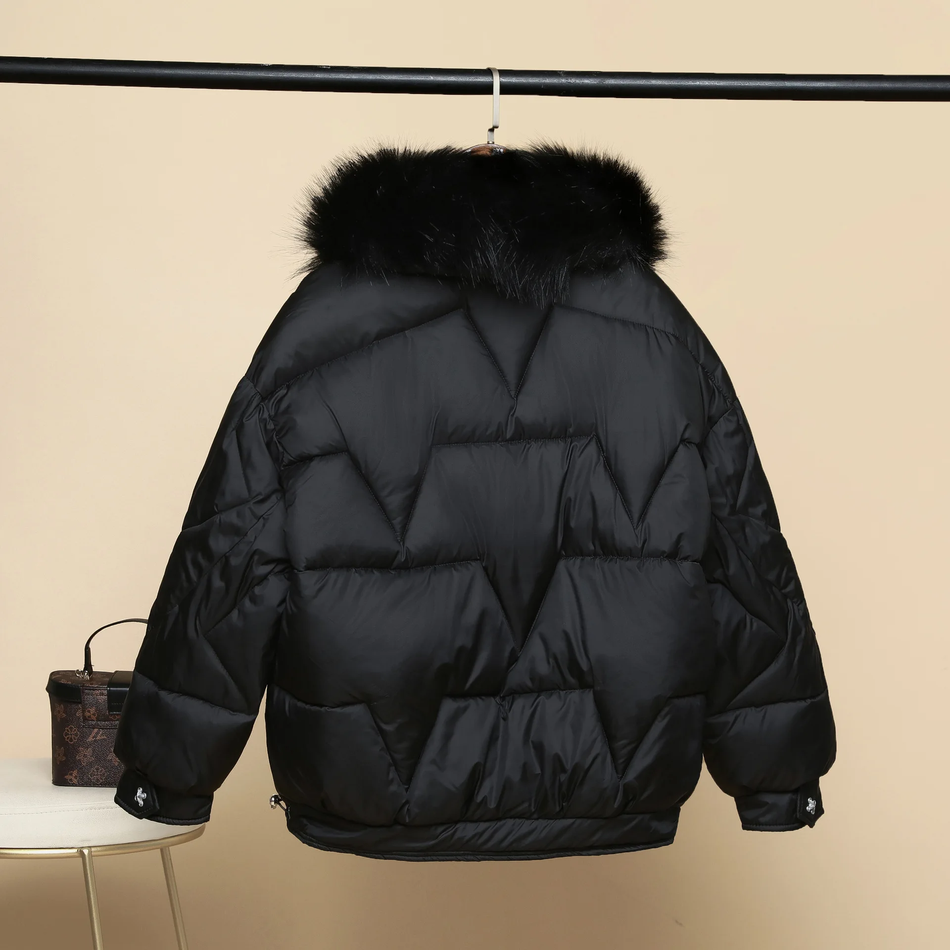 2024 New Winter Cotton-padded Coat Women's Fashion Fur Collar Loose Glossy  Cotton Jacket