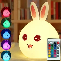 Lindo conejo colorido luz de noche, controlado por voz, lámpara Clap, lámpara Pat, dormitorio de bebé de alimentación, regalo de Navidad para niños