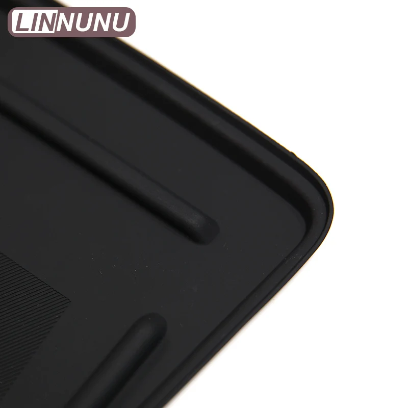 LINNUNU Central Control Wireless charging Pad For Geely Atlas II Starray Boyue L Silicone Non-slip Protect Mat Auto Accessories