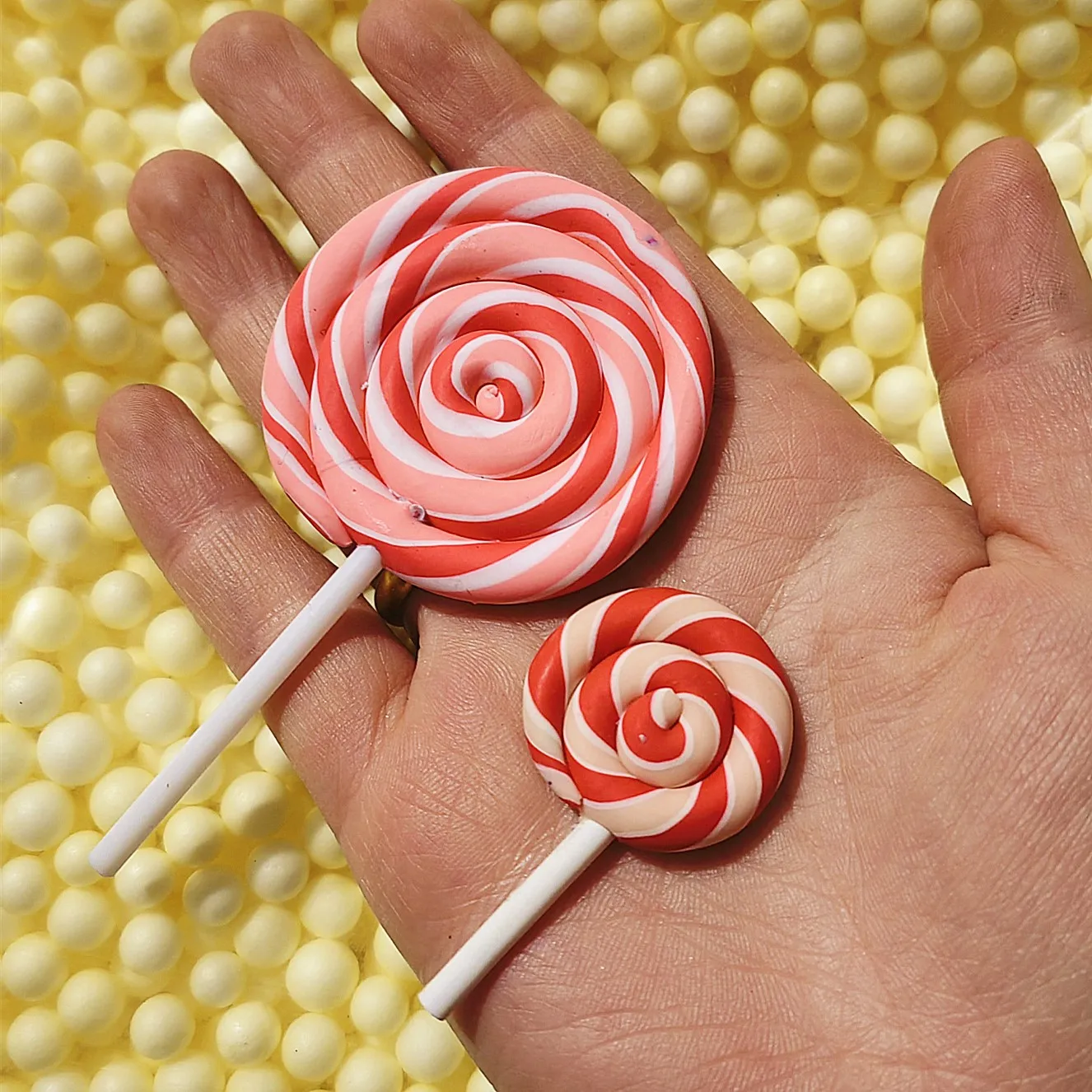 1/2PCS Große Simulieren Ton Lolipop Nette Plastilin Süßigkeiten Flache Rückseite für Kinder DIY Telefon Dekoration Schreibtisch Dekoration fee Garten – Detail 8
