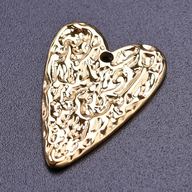 Fashion Love Charm Gold Color Stainless Steel Heart Pendants For Jewelry Making Supplies Punk Girl Accessories DIY Necklace Bulk