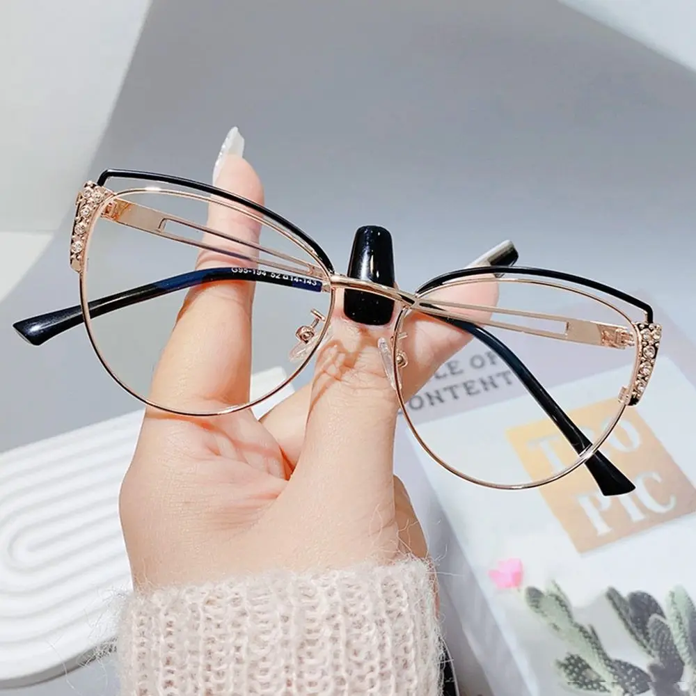 Luxury Diamond Cat Eye Anti-Blue Light Blacking Glasses Women Rhinestone Optical Lenses In Trendy Computer Reading Eyeglasses