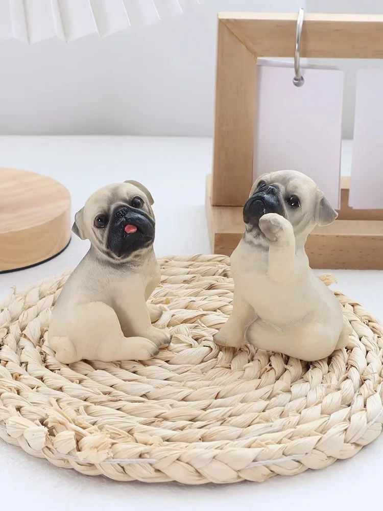 Attracting wealth Dog Simulation Pug Dog Resin Statue Ornament Creative Animal craft Automotive Decoration Home Decoration Gift