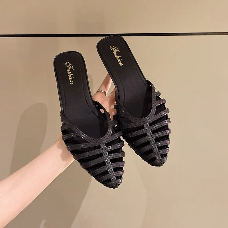 2026 New Retro Hollowed Out French High-heeled Sandals Women with Pointed Toe and A Single Buckle Toe, Roman Slippers for Women