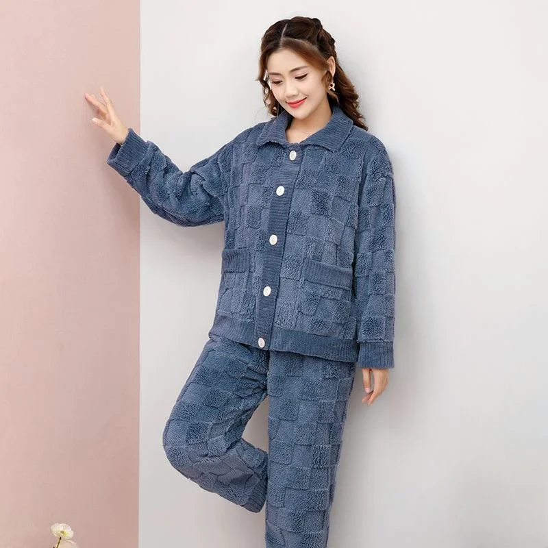 

Comfort Autumn and Winter Pajamas New Style Jacquard Pattern Flannel Commuting Fashion A Loungewear Set Solid Color Tartan Loose