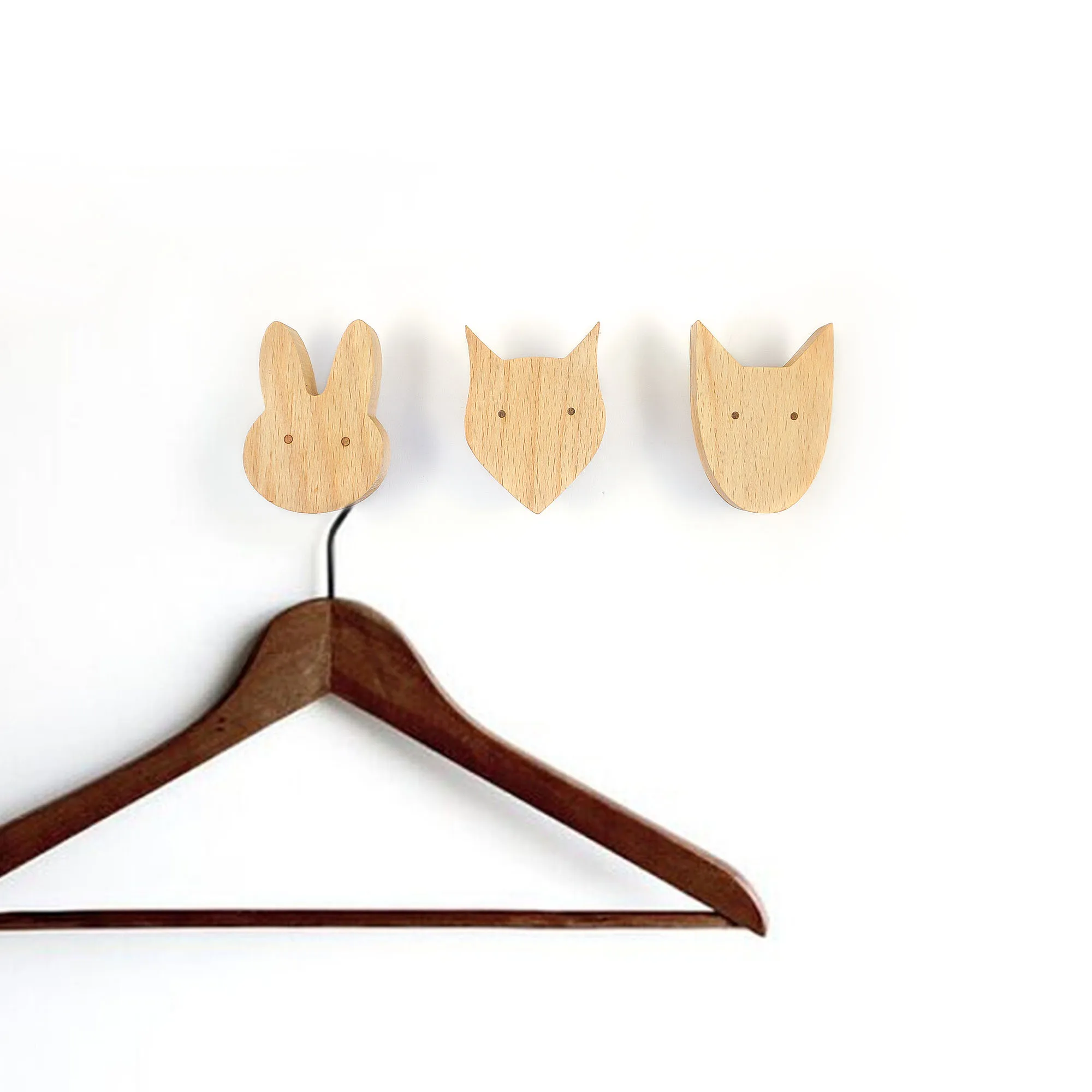 3 PCS Wooden Wall Hooks Animals Shaped Hooks for Hanging Clothes Bags Keys Hats Hallway Towel Racks with Screws Kitchen Bedroom