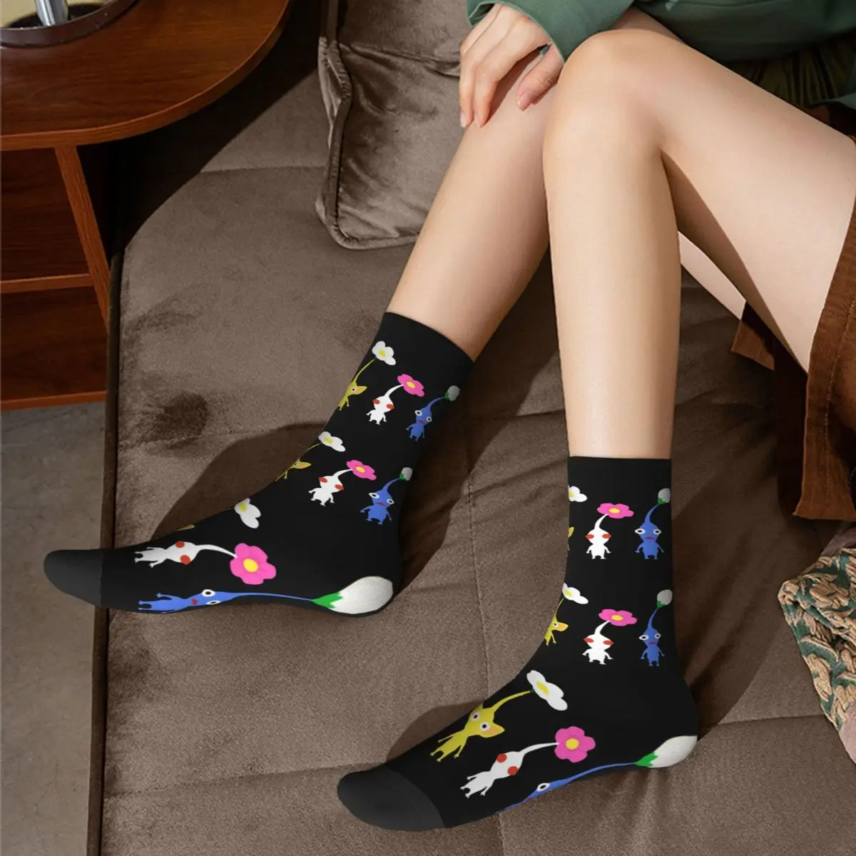 Winter Warm Retro Unisex Cute Pikmin Socks Breathable Football Socks