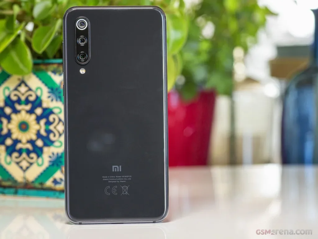 XIaomi-teléfono inteligente Mi 9 SE original, rom Global, Snapdragon 712, Android, 48 MP + 20MP, huella dactilar, usado