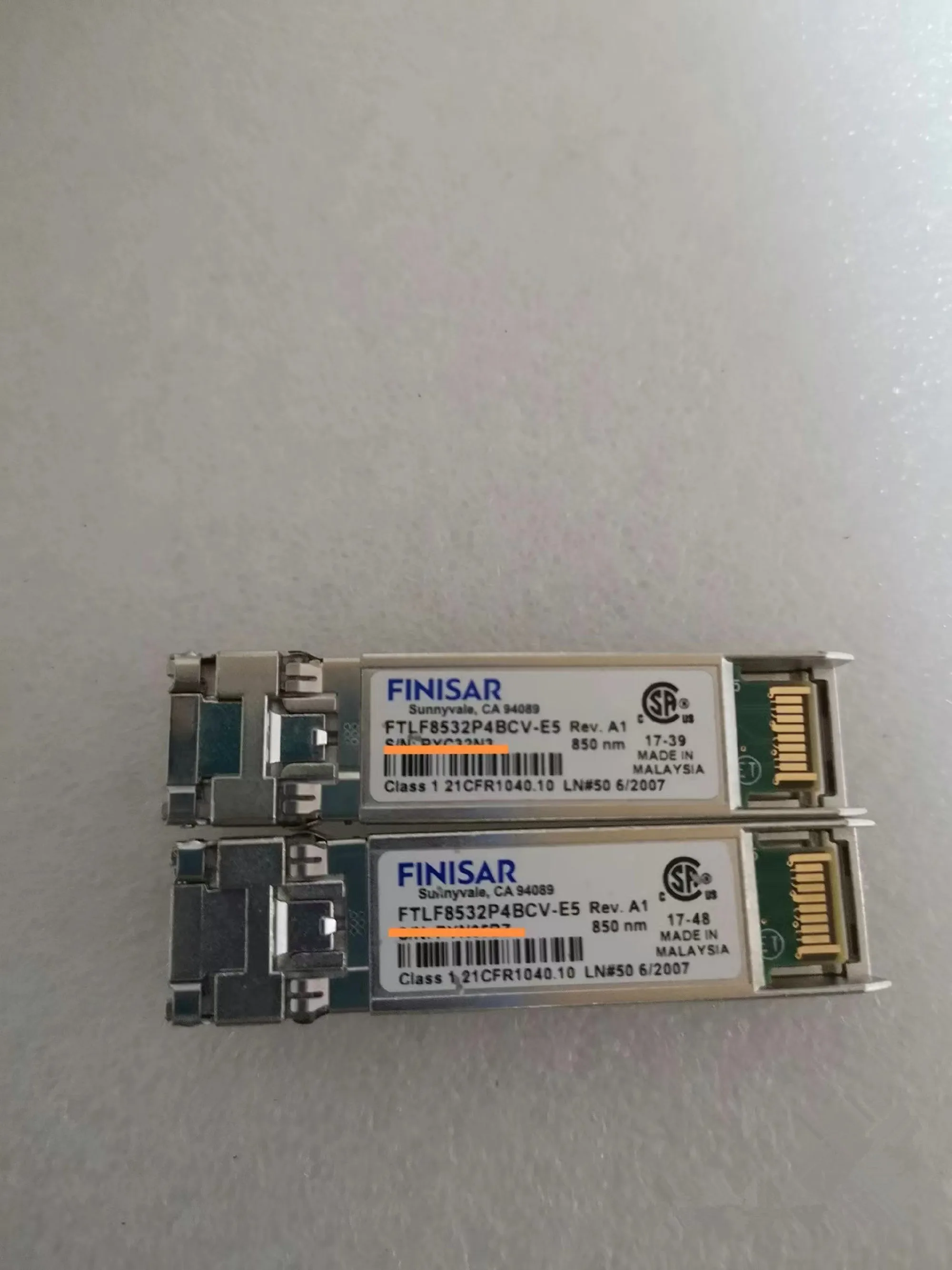 

Finisar Multimode SFP 32g Transceiver Module/FTLF8532P4BCV-E5 850NM 32GB Universal Optical Fiber Module