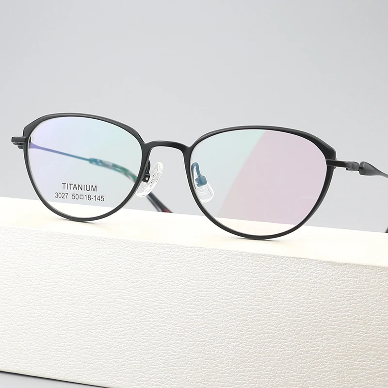 

Women Handmade Eyeglasses Small Round Titanium Glasses Ultra-light Frame Men Retro Women Myopia Eyewear Spectacles