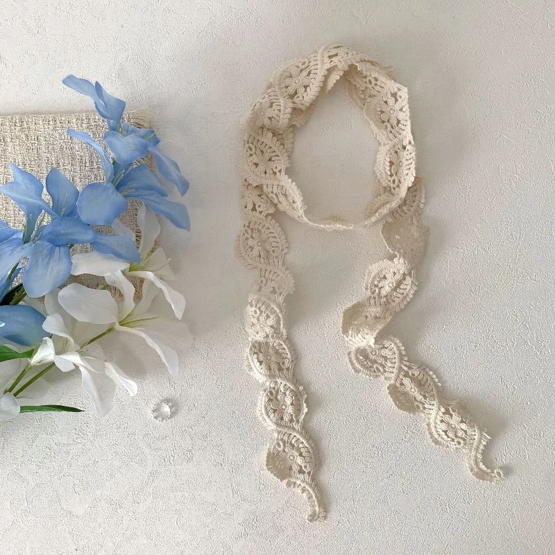 

Весенне-летний новый модный шарф с цветочным узором, женский кружевной шарф с лентами, нишевый модный аксессуар, тренд сезона