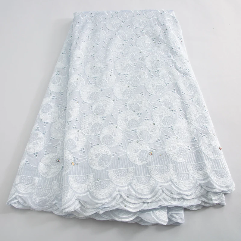 2024 White Swiss Voile Lace in Switzerland Embroidered Fabric High Quality Nigerian Cotton Lace Fabric for Women Dresses A3614