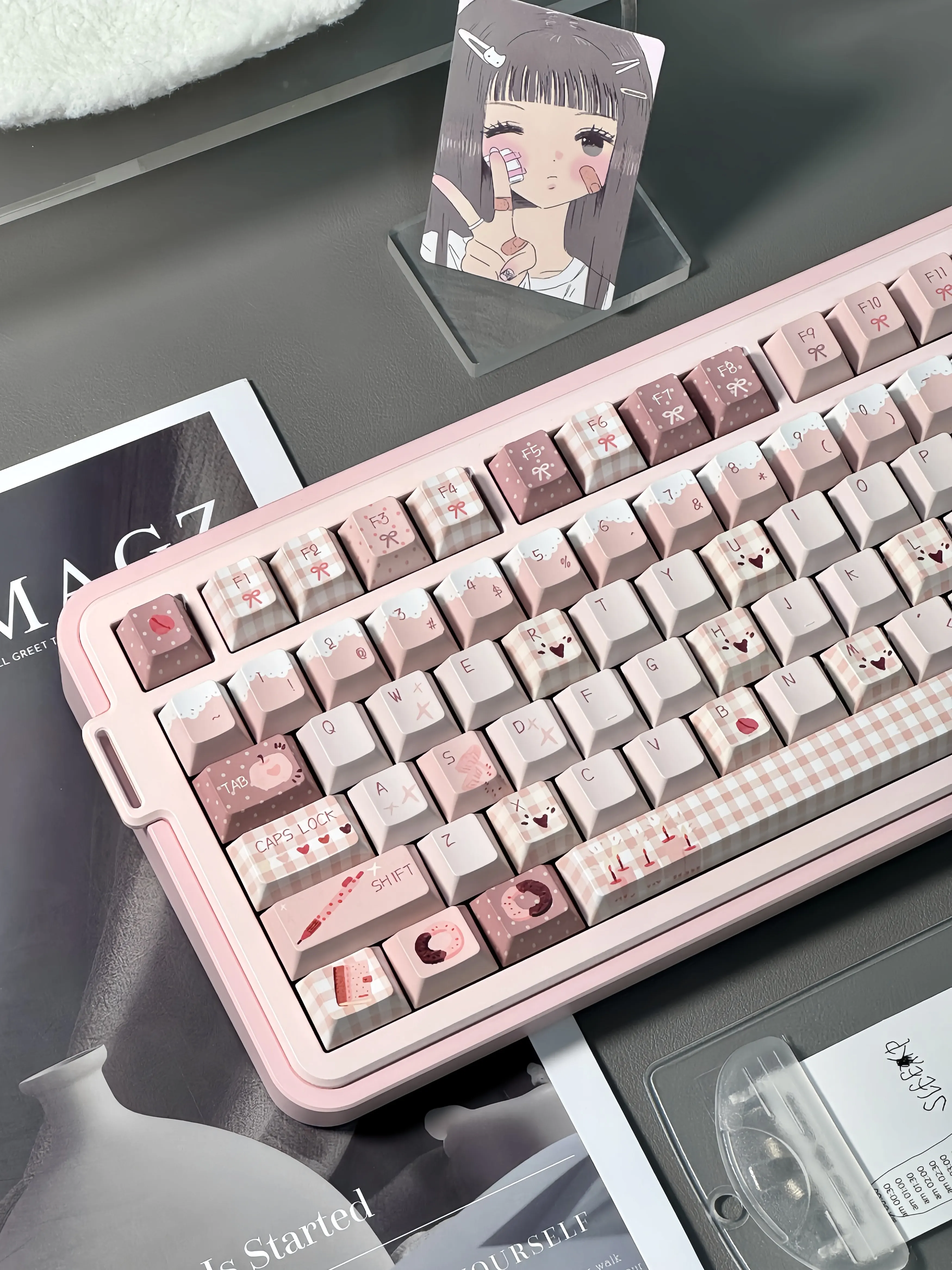 MAIMOOO Pink Grid Love Letter Keycap Pink PBT Five Sided Heat Sublimation Key Valentine's Day Keycap Set