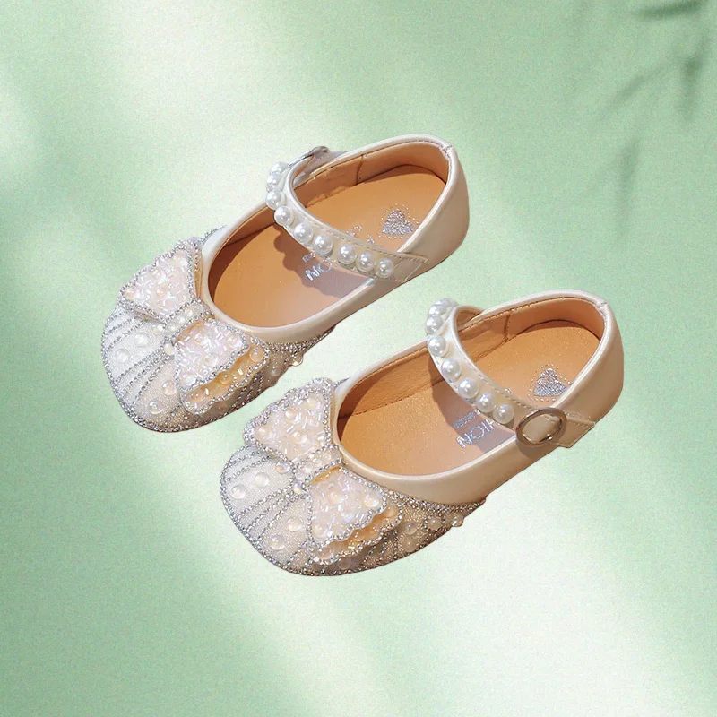 

Кожаная обувь принцессы для девочек, модная детская обувь с жемчугом и стразами, сандалии для маленьких девочек с мягкой подошвой