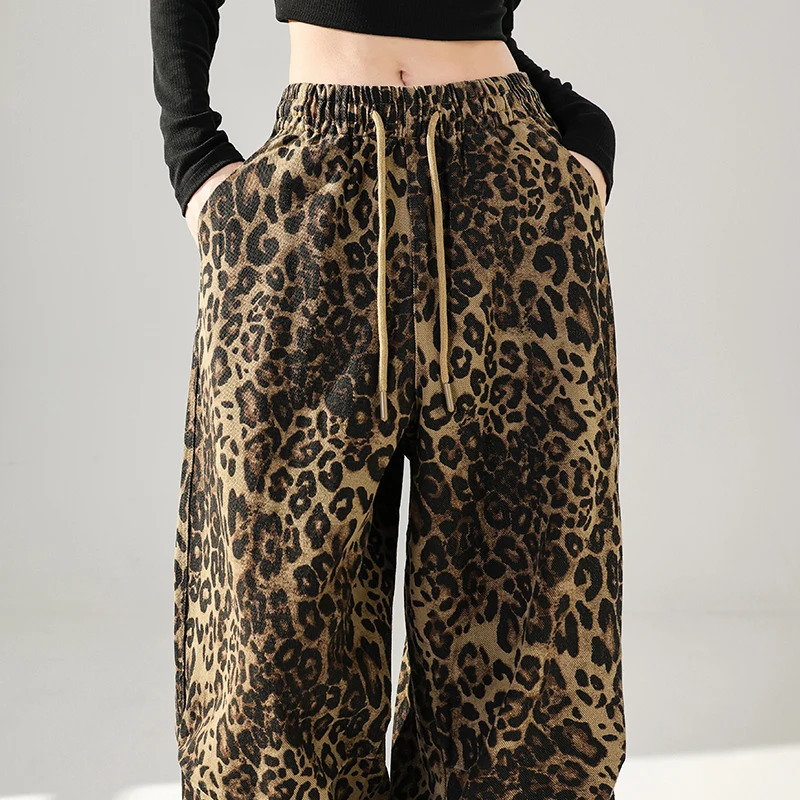 Autumn 2026 Fashionable Washed Leopard Print Wide Leg Cargo Pants Two-Way Wear Casual Sporty Trousers for Women