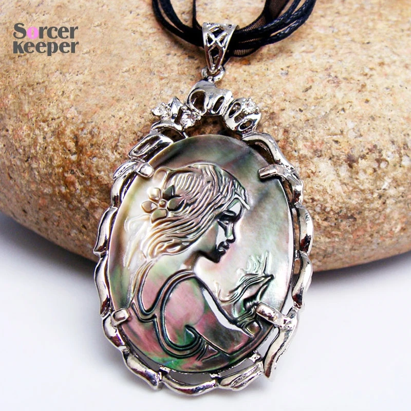 Natural Mother of Pearl SeaShell Hand-carved Avatar Chain Necklace Pendants  Vintage Bijoux Women Jewelry BD914