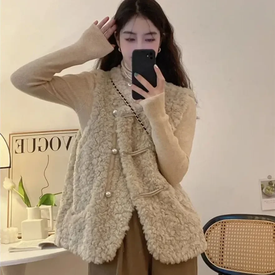 Solid Color Lady Lamb Plush Giletes Warm Coats on Sale Sleeveless Cold Demi-season Women's Vests Elegant Insulated Working Cheap