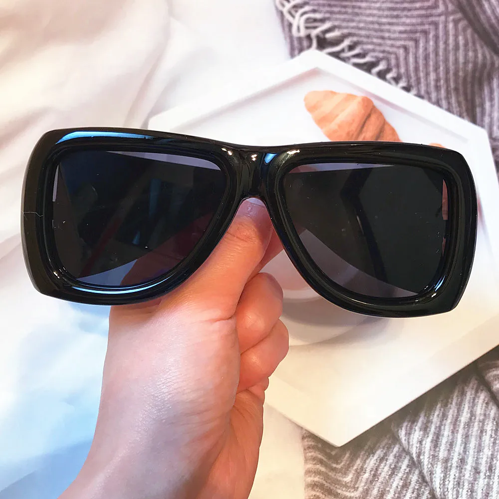 2026 Neue Mode Übergroße Quadratische Y2K Sonnenbrille für Damen Luxusmarke Schwarze Punk-Sonnenbrille für Herren Coole Hip-Hop-Sonnenbrille für Draußen – Detail 11