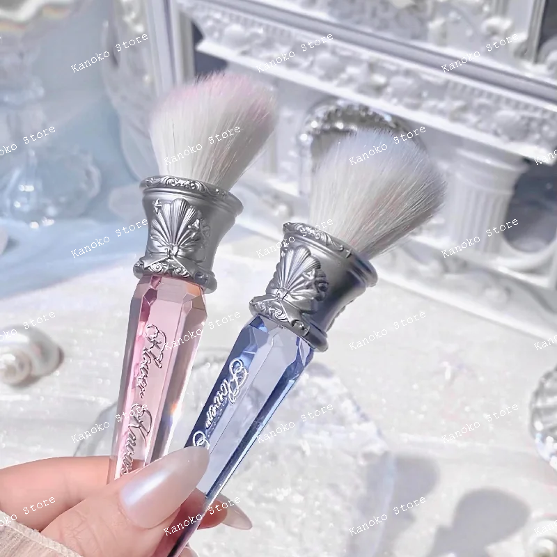 

Ракушка, жемчуг, кисть в горошек, шерсть, равномерная пудра, приятная для кожи