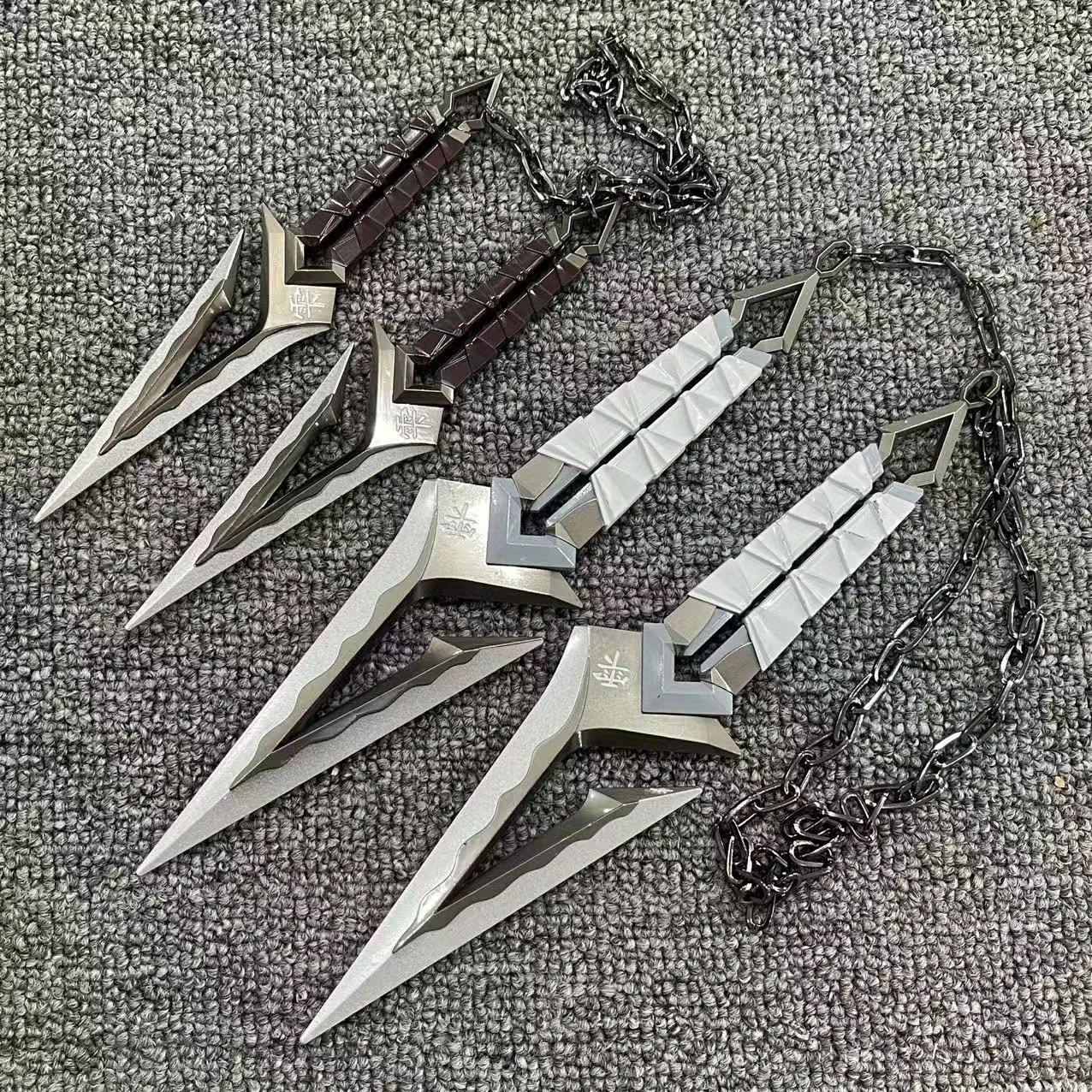 Espada pequeña de metal de 6/8.6 pulgadas, estilo Ninja Star de Valorant, accesorio de cosplay de anime, Kunai ninja japonés, segura, sin afilar, para exhibición, colección o regalo.