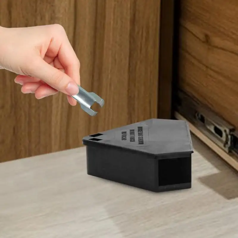 

Mice Bait Stations Key Mousetrap Box Metal Key Mousetrap Station Accessories Lures Replenishment Gadgets For Home Hotel Women