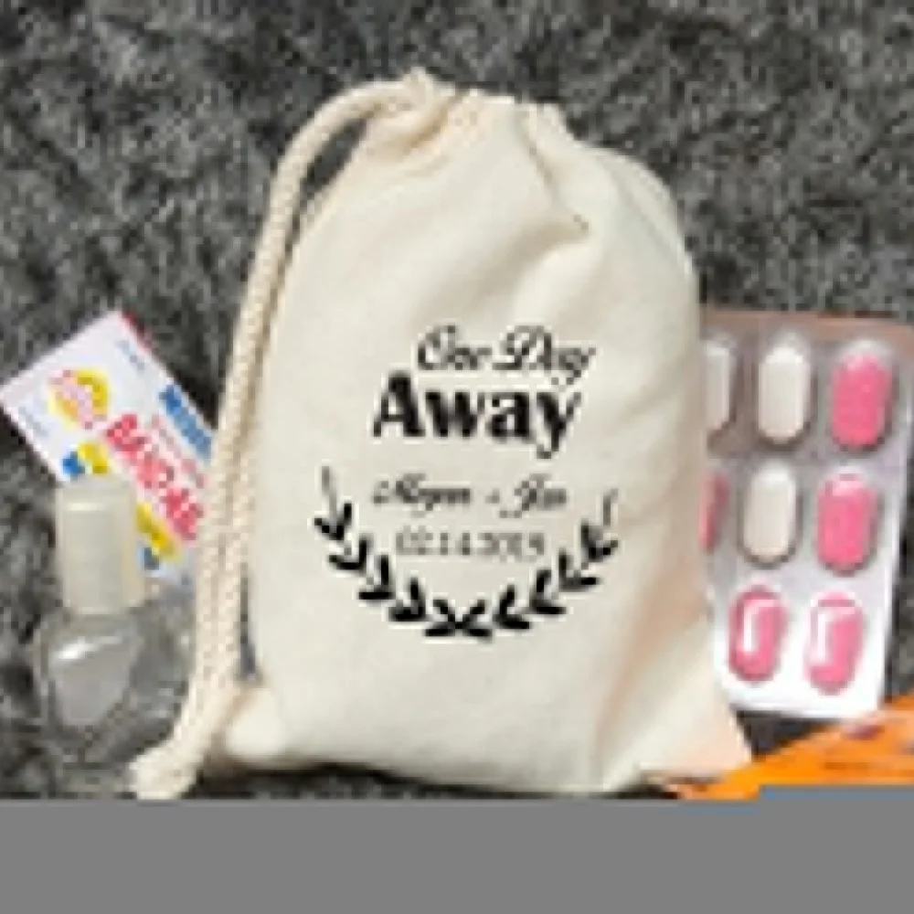 25 peças kits de ressaca personalizados com um dia de distância, lembranças para jantar de ensaio, bolsa de chuveiro de noiva, kit de recuperação, sacos de festa de despedida de solteira