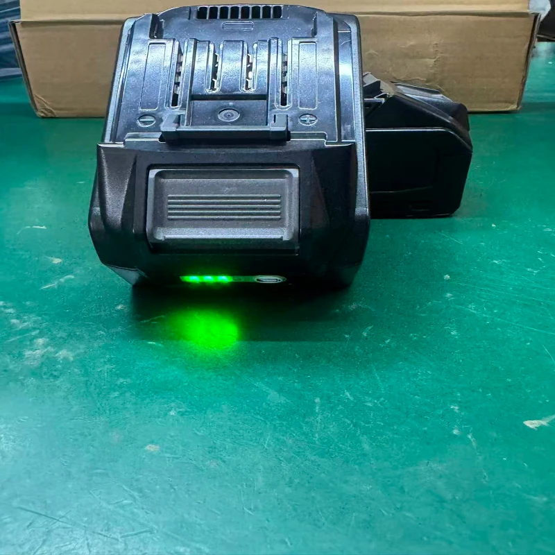 Genuine Makita 40V MAX XGT Li-ion Battery BL4050 5.0Ah 21700 Cell LED Power Indicator Rechargeable Battery Cordless Power Tools