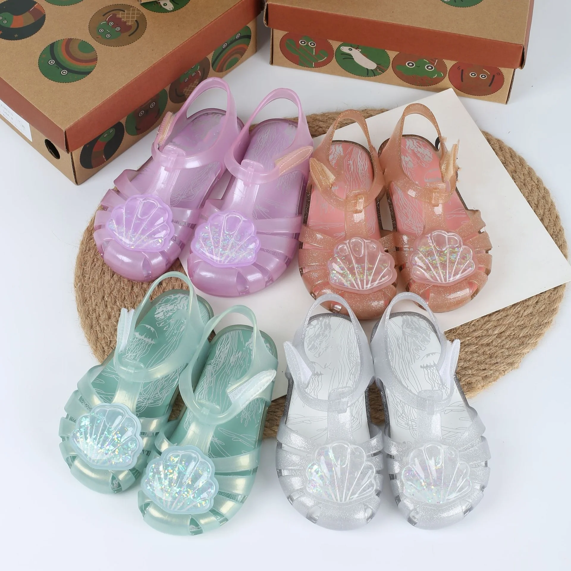 Summer kids Shimmering Jelly shoes Cute sweet shell fashion flat sandals