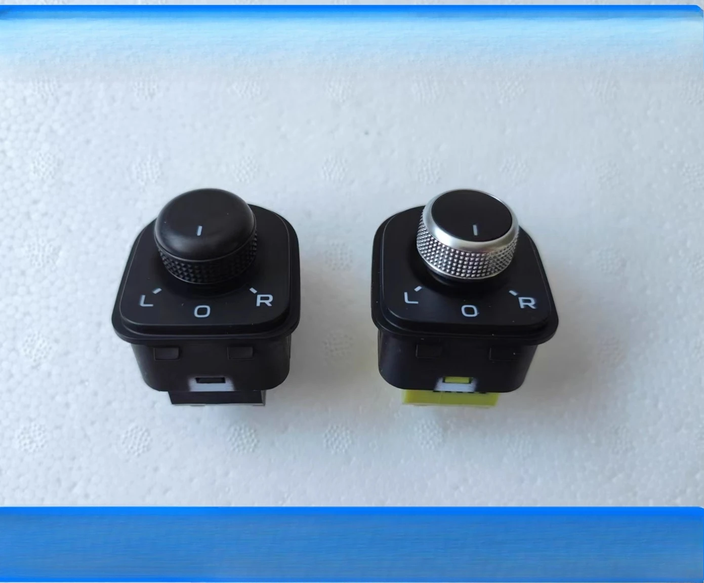 

1pcs For Geely Coolray Emgrand L ICON Folding Rearview Mirror Switch