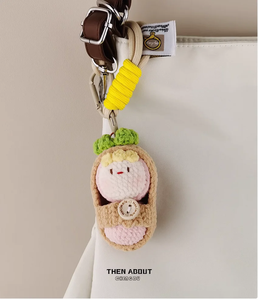 Good things happen to peanuts. Cute healing bags, pendants, key chains, handmade gifts.
