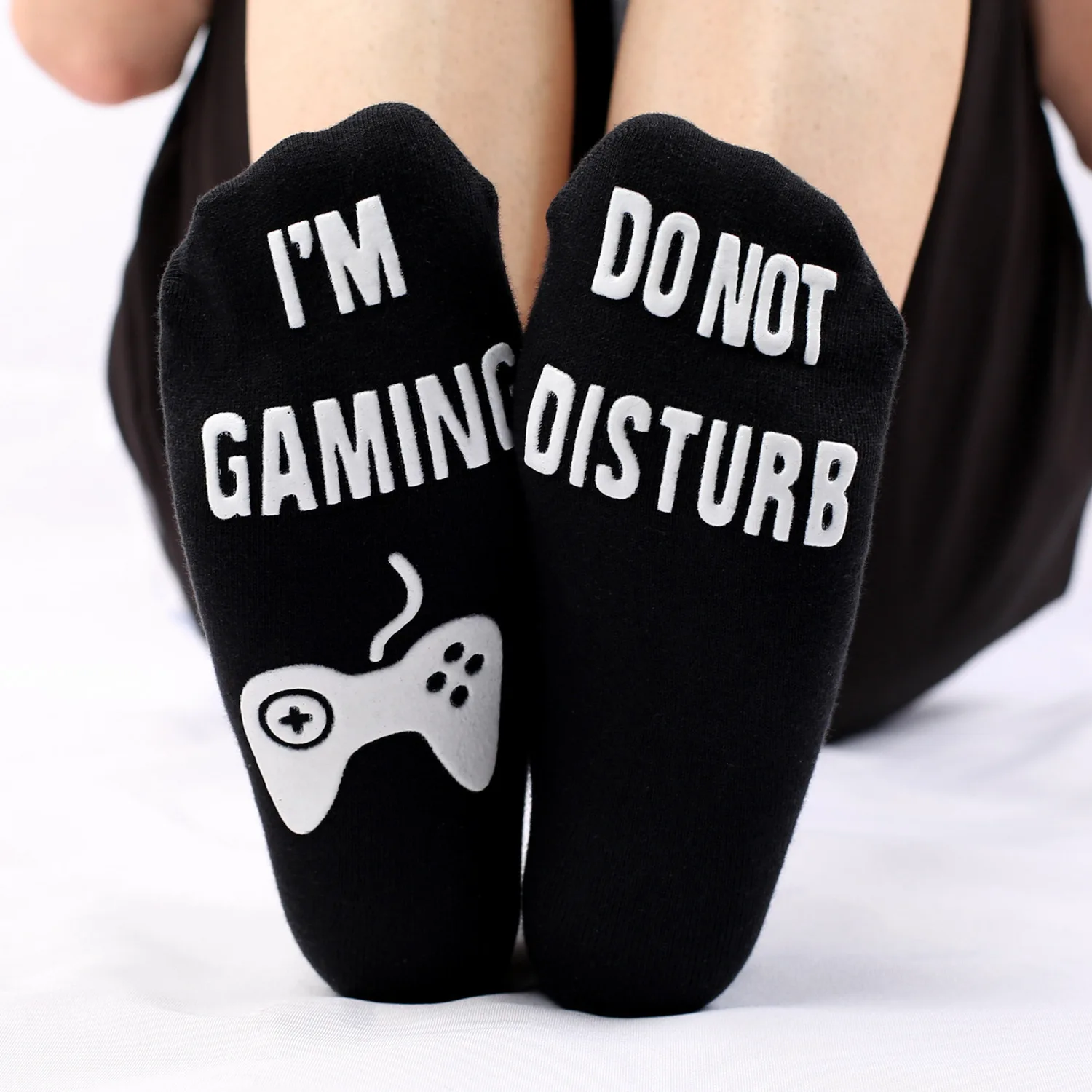 A Pair of Popular English Funny Letter Anti Slip Adhesive Game Center Tube Cotton Floor Socks Men and Women $1 Item