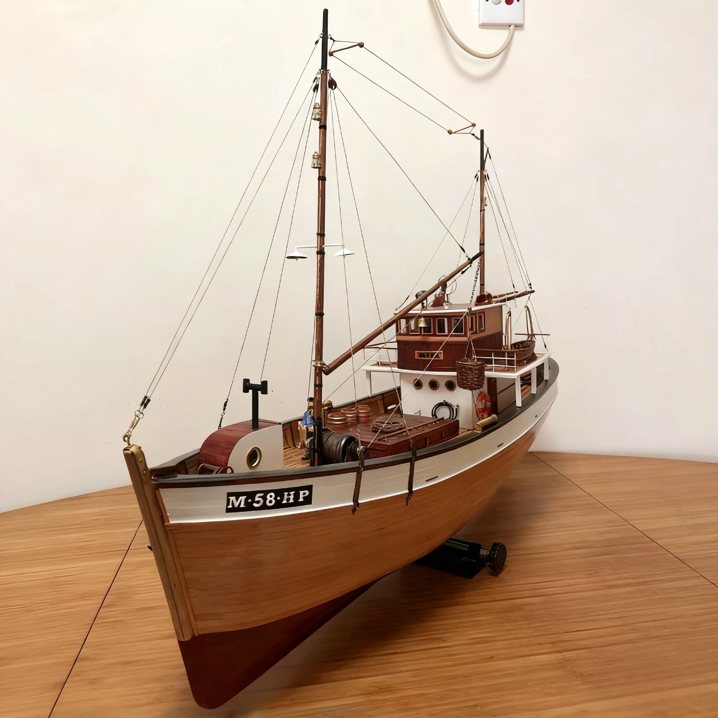 RC Ships113cm Barca da pesca Artur RC Meticolosamente realizzata in legno RC Schiffe Model Kit nave giocattolo