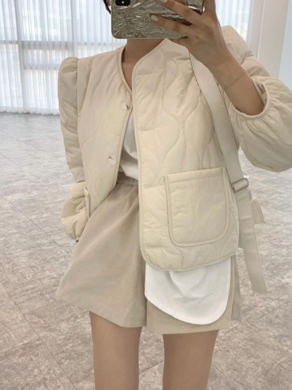 

White Thiened Cotton Jaet Women's Chic Winter New Sle Ele round Ne Bubble Sve Warm Coat Korean Sle Loose Fit