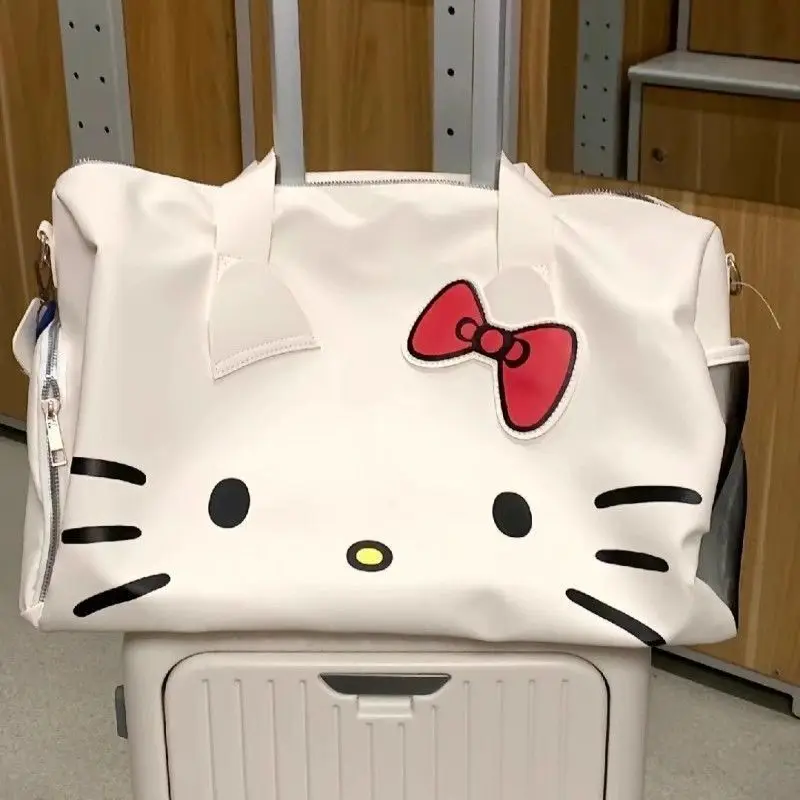 

Sanrio Hello Kitty Large Capacity Travel Luggage Bag Carry On Designer Bags Luxury Cute Waterproof Duffle Bag Fashion Trend Bag