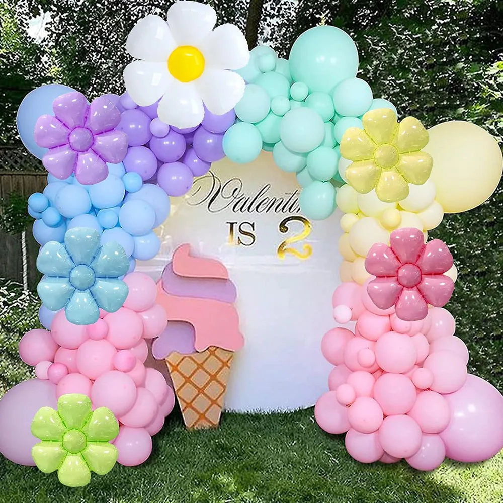 134 sztuki pastelowych balonów stokrotki, ogromnych białych kwiatów balonów z folii aluminiowej Różowy żółty niebieski zielony fioletowy balon lateksowy z helem, odpowiedni na urodziny, Baby Shower, wesele, materiały do dekoracji imprezy stokrotki — zdjęcie 4