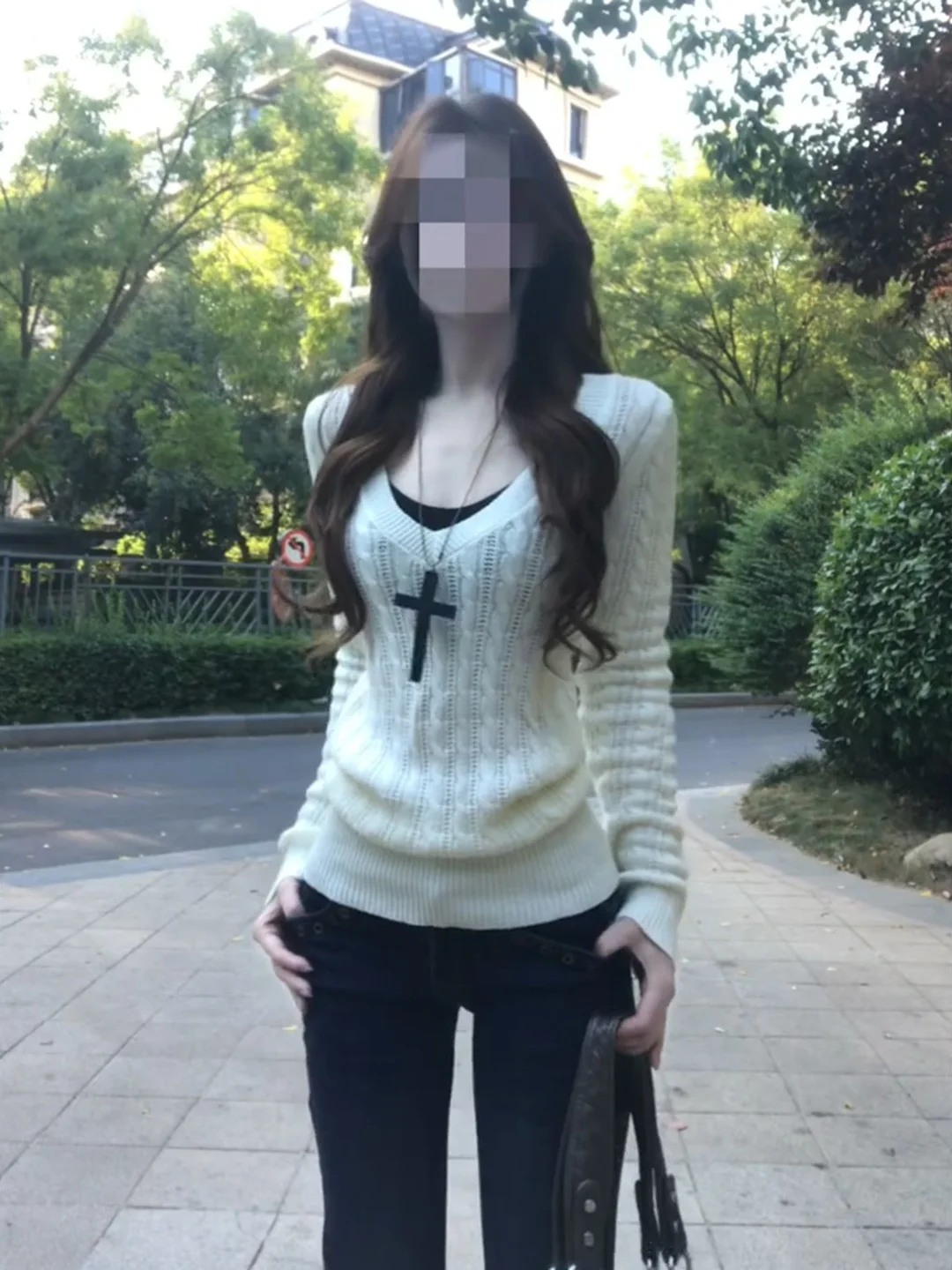 American Style Hot Girl V-Neck Long Sleeve Twisted Knitwear Women's Autumn New Waist-Cinching Slimming Elegant Sweater