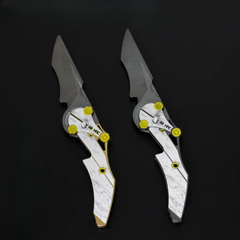 Periféricos de juego chinos de la fuerza Delta de 22CM, cuchillo plegable Blade of Mercy, modelo de arma de Metal completo, adornos coleccionables, juguete para niño