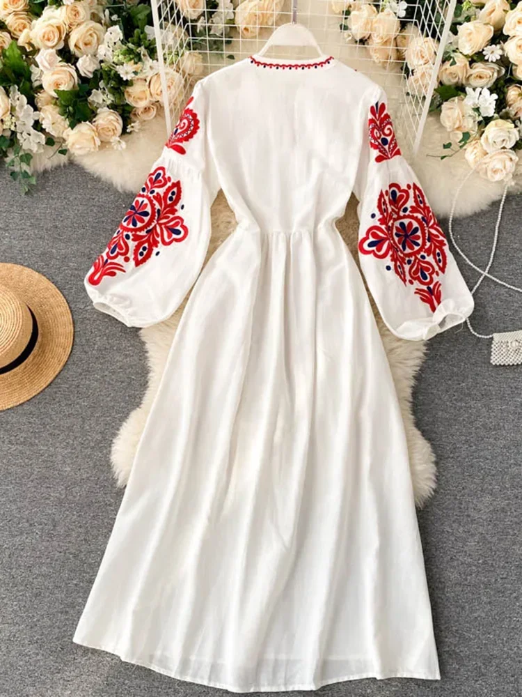 Women Autumn Dresses Bohemian Embroidered Flower O-Neck Lantern Sleeve High Waist Pleated Dress All-match Female Vestidos PL393