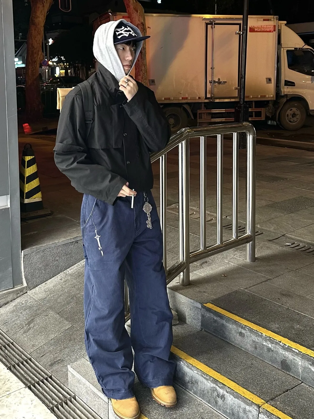 

Retro American Blue Waed Embroidered Men's Jeans Casual Loose Wide Leg Workwear Pants Straight Tube Polyester Fiber