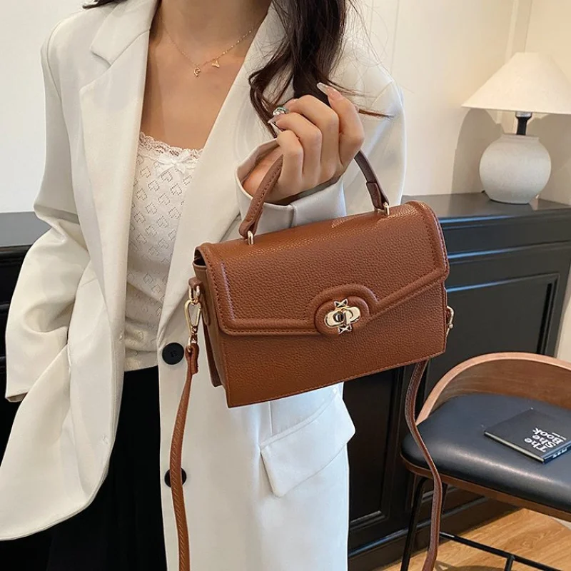 

2025 New High-end Ladies Leather Hand Bag Luxury Brand Famous Designer Simple Paris Vintage​