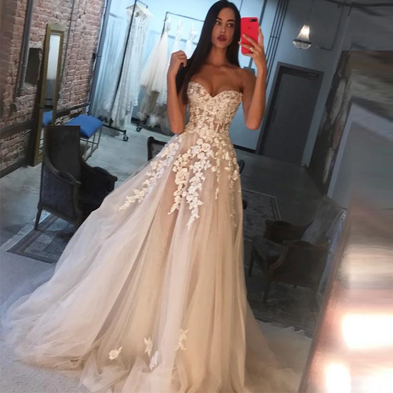 Robe De Mariee Sweetheart sleeveless Appliques Tulle Wedding Dress Court Train A line Princess Wedding Gown 2022 Bridal Dress