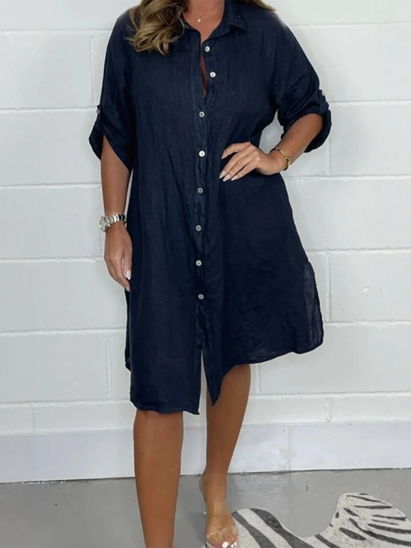 Abito da donna casual con colletto a camicia a maniche lunghe sul davanti con bottoni in tinta unita per l'abbigliamento quotidiano da donna in ufficio Stile basic autunnale