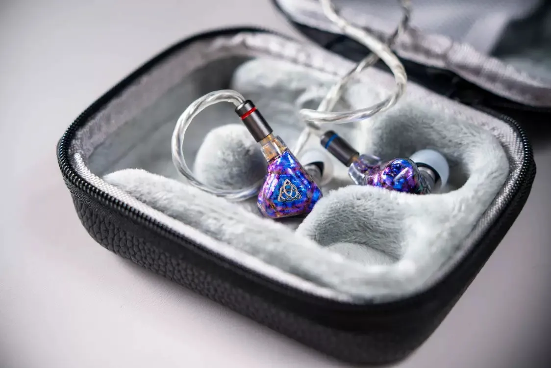 إصدار OC Trinity-3DD Trinity Three Motion Loop In Ear HIFI 0.78 سماعات مراقبة سلكية طباعة طابعة ثلاثية الأبعاد