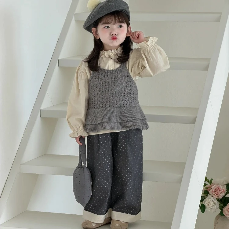 Girls' Suit 2026 Spring and Autumn New Children's Clothing Korean Girl Baby Sweater Knitted Vest Pok Dot Pants Three-piece Set