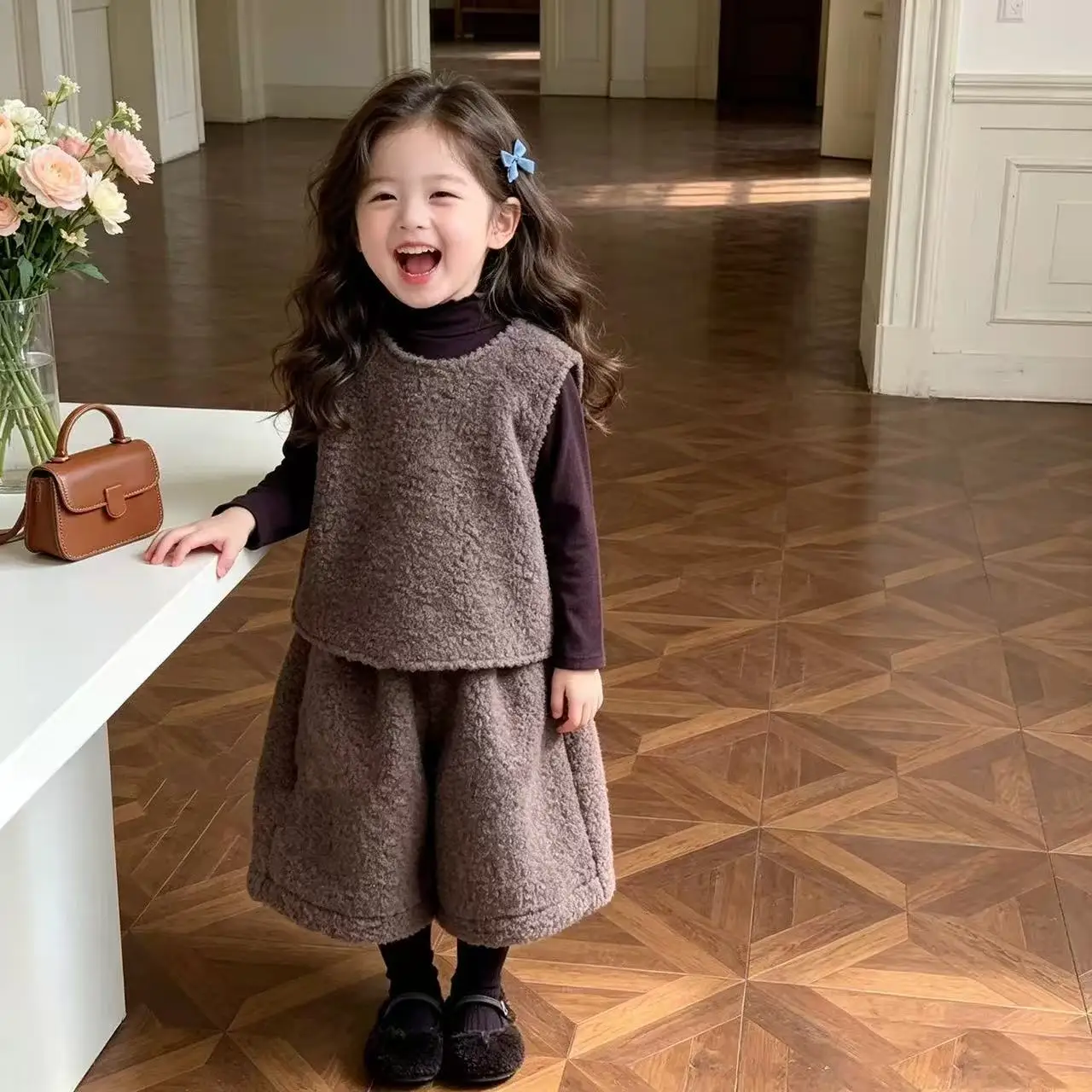 Girls' Spring and Autumn Lamb Wool Set Children's Super Beautiful Vest Bottom Shirt Wide Leg Pants, Korean Three Piece Set