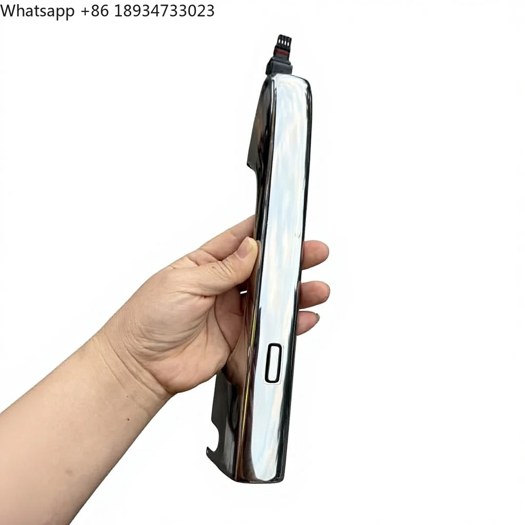 

The Left Front Door Handle of the for Rolls-Royce Cullinan 51217398257