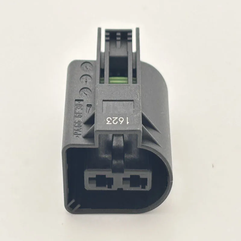 2 Pin Outdoor Temperature Sensor ABS Wheel Speed Connector Automobile Waterproof Connectors Parts 1623 7574377-03 09 4092 01