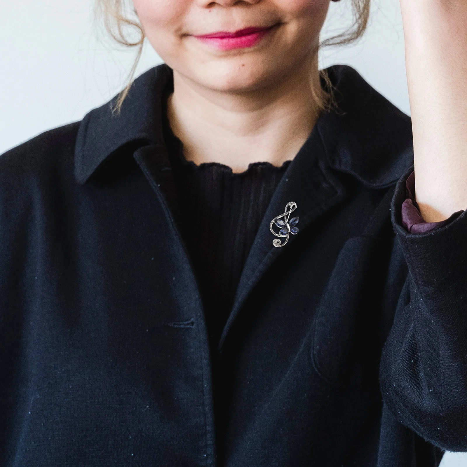 

Elegant Vintage Butterfly Rhinestone Music Note Brooch Pin Men Women Sparkly Lapel Jewelry Suit Shirt Coat Fashion Accessory