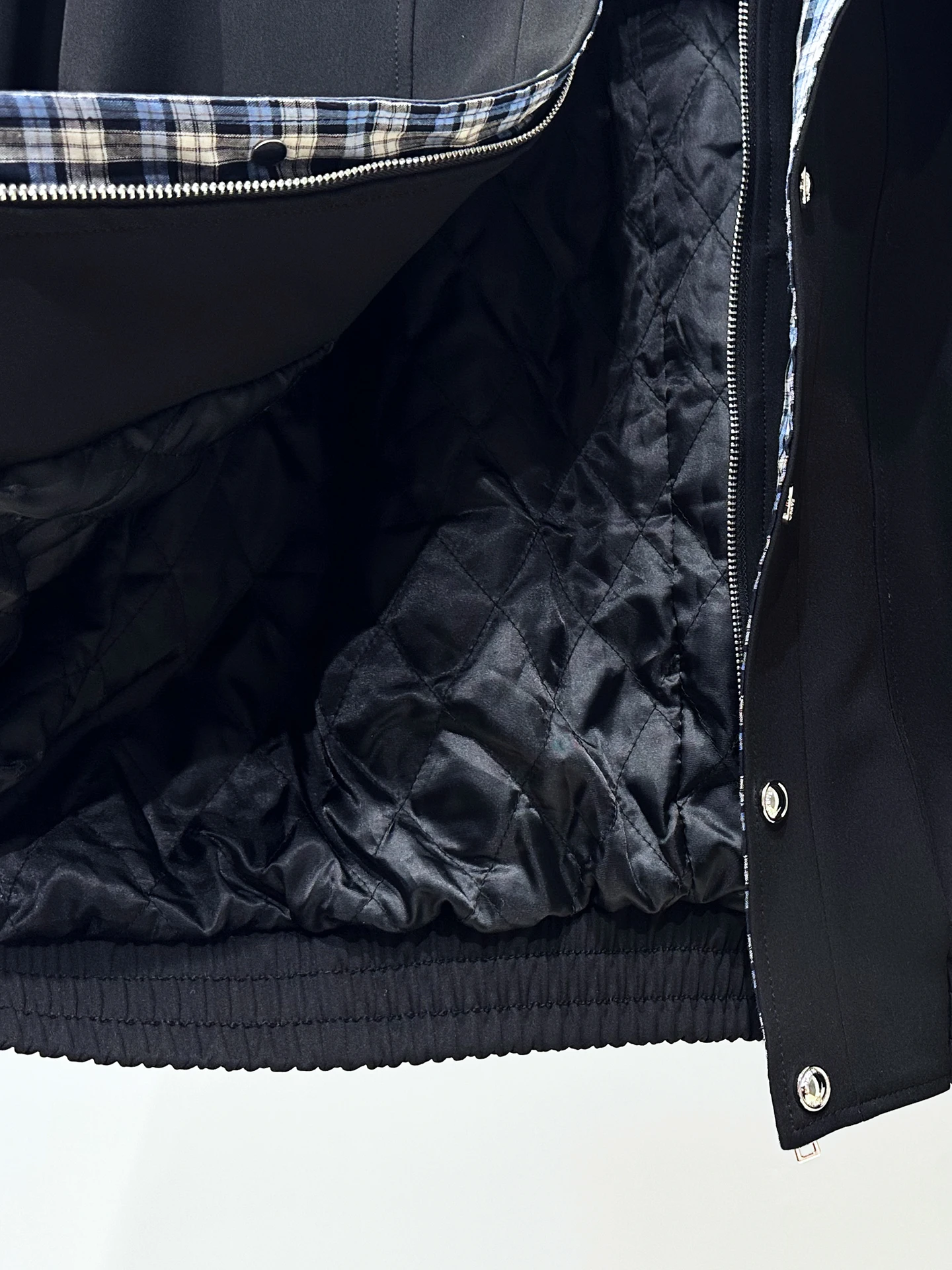 Men's 2025 Autumn Winter New Light Luxury Faux Two-Piece Quilted Jackets Men's Loose Comfort Thickened Parkas Long Sleeve Coats