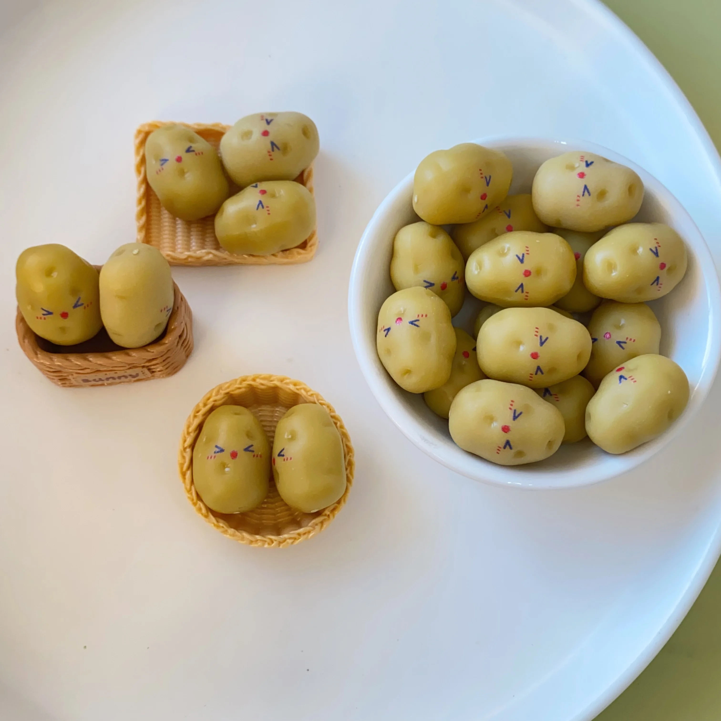 Cartoon 3D Potato Resin Cabochon DIY Scrapbooking Crafts Desktop Decoration Simulation Food Play Doll house Accessories
